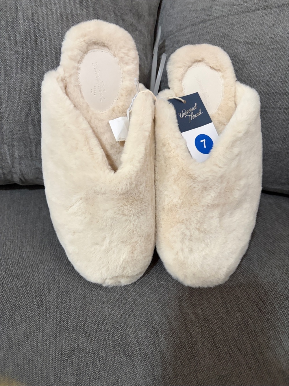 Universal Thread Cream Plush Women's Slip-On Slippers